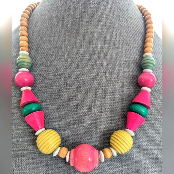 Vintage Candy Pop Wood Beaded Artsy Art To Wear Boho Style Geometric Necklace - Picture 2 of 3